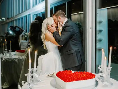 CakeFlower, wedding cake baker in Dallas, TX
