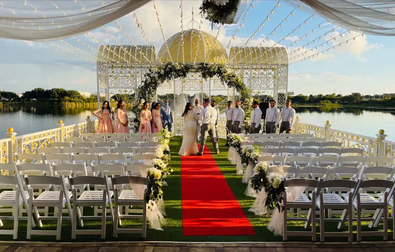 Chic Venue Golden Palace