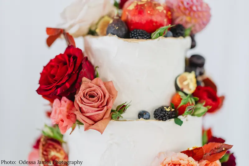 Tres Belle Cakes