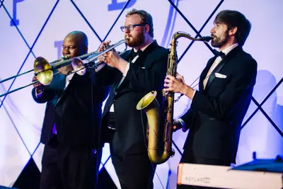 Patrick Lentz Entertainment, wedding band in Kansas City, MO