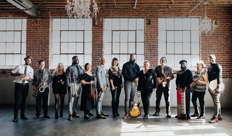 Diamond Empire Band
